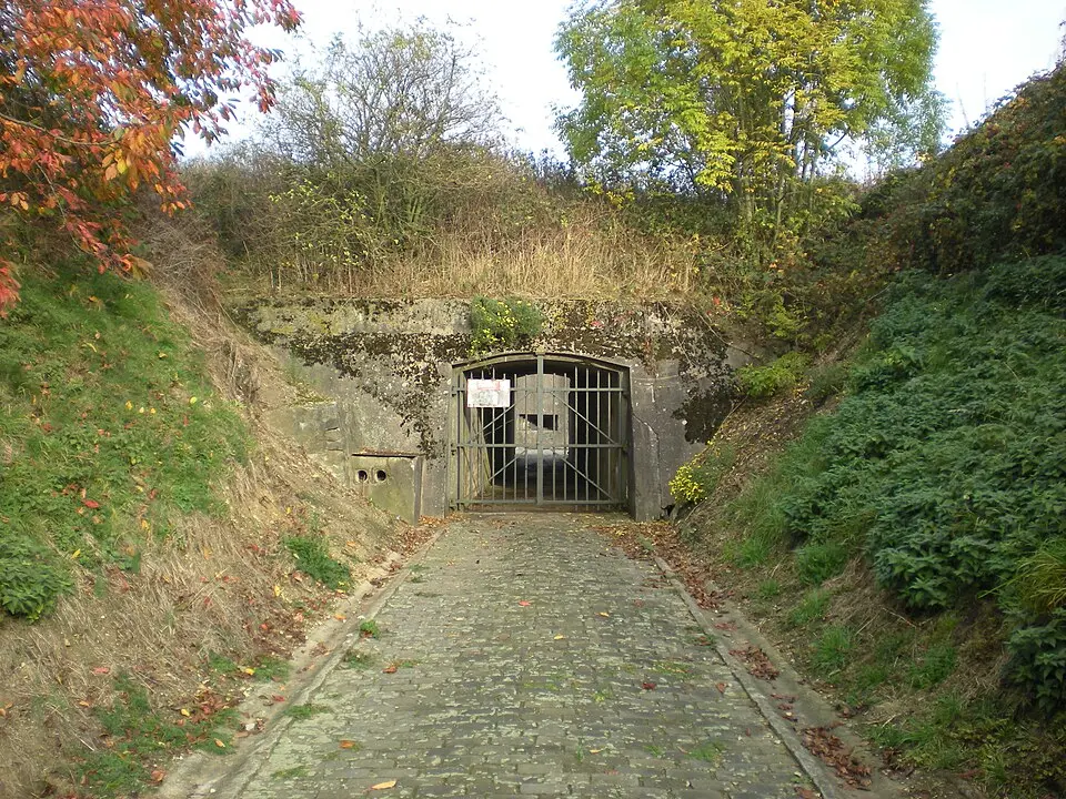 Fort d'Aubin-Neufchâteau