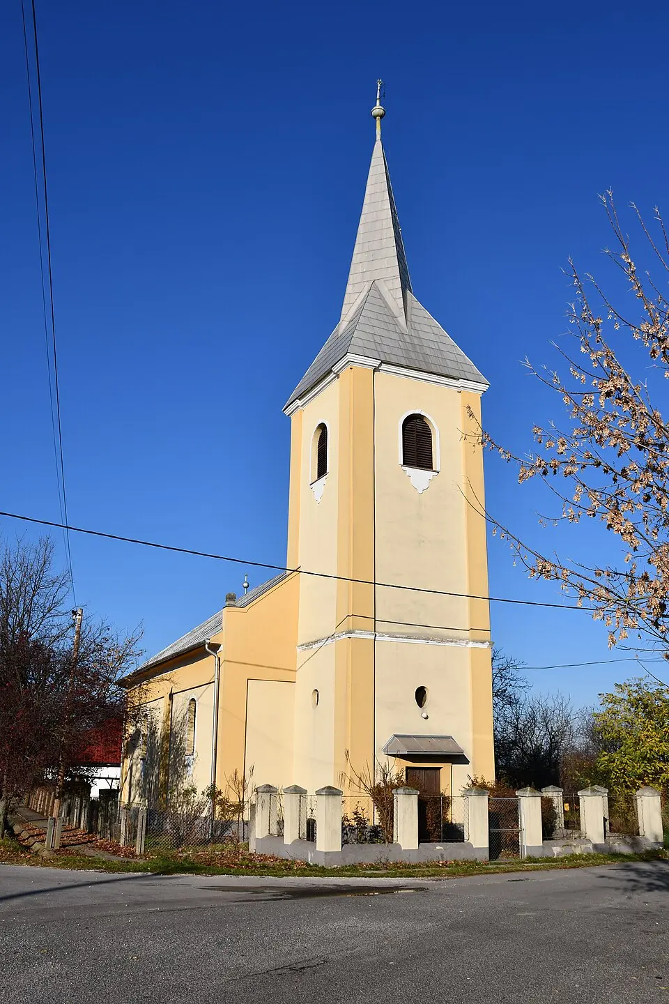 Slika: Ato 01 · CC BY 4.0 Hejőszalonta