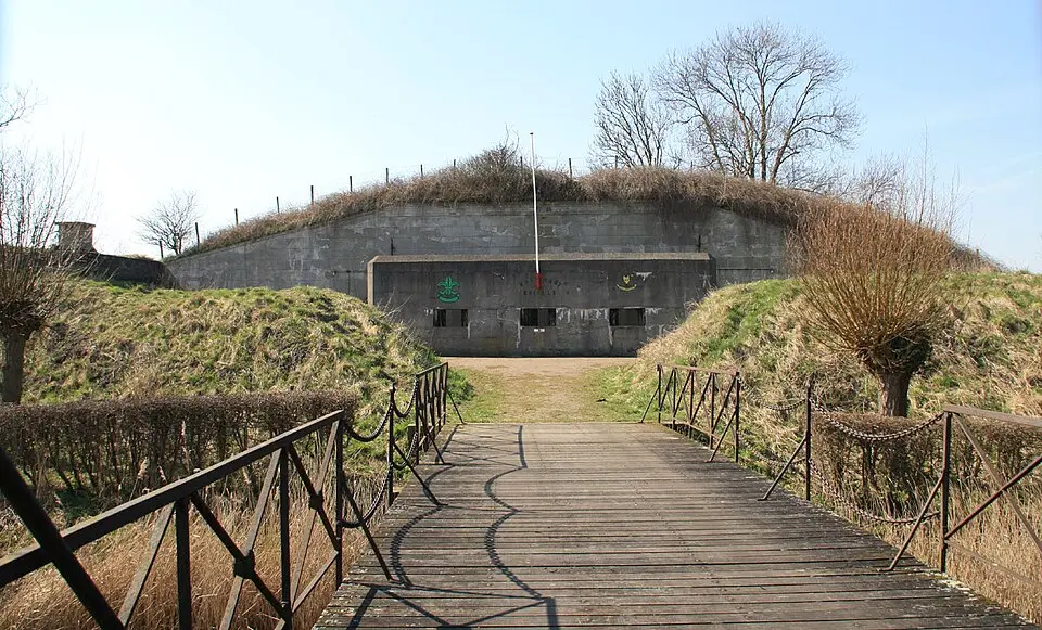 Obrázok: Lidewij C J. · CC BY-SA 3.0 Het fort "Penserdijk"