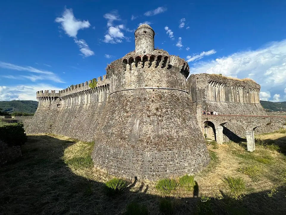 Fortezza di Sarzanello