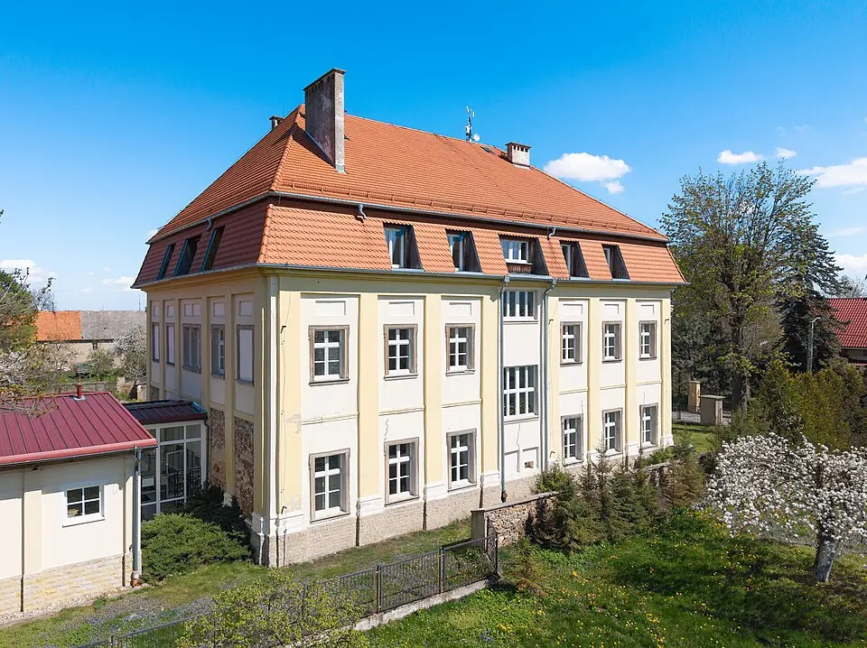 Pałac w Budzowie