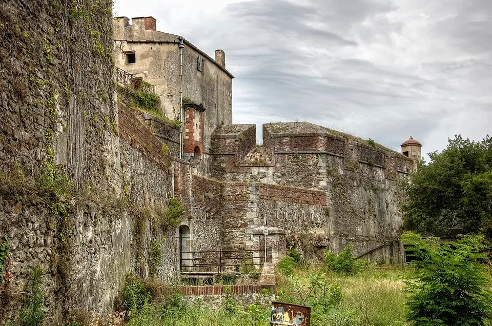 Fort-les-Bains