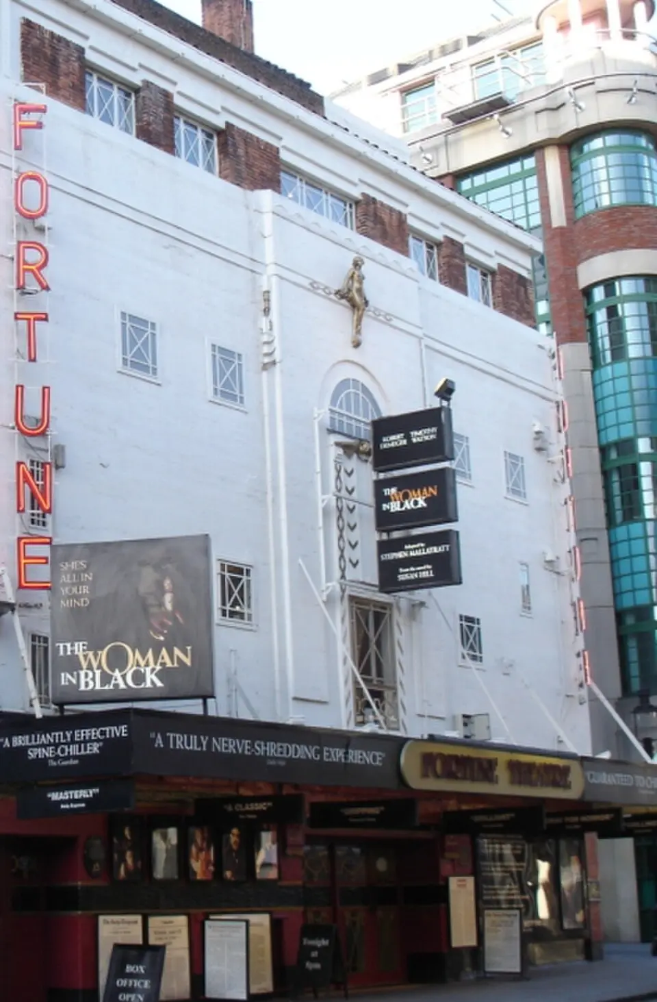 Uploaded by: Lonpicman~commonswiki · CC BY-SA 3.0 Fortune Theatre