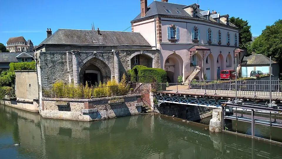 fortifications de Chartres