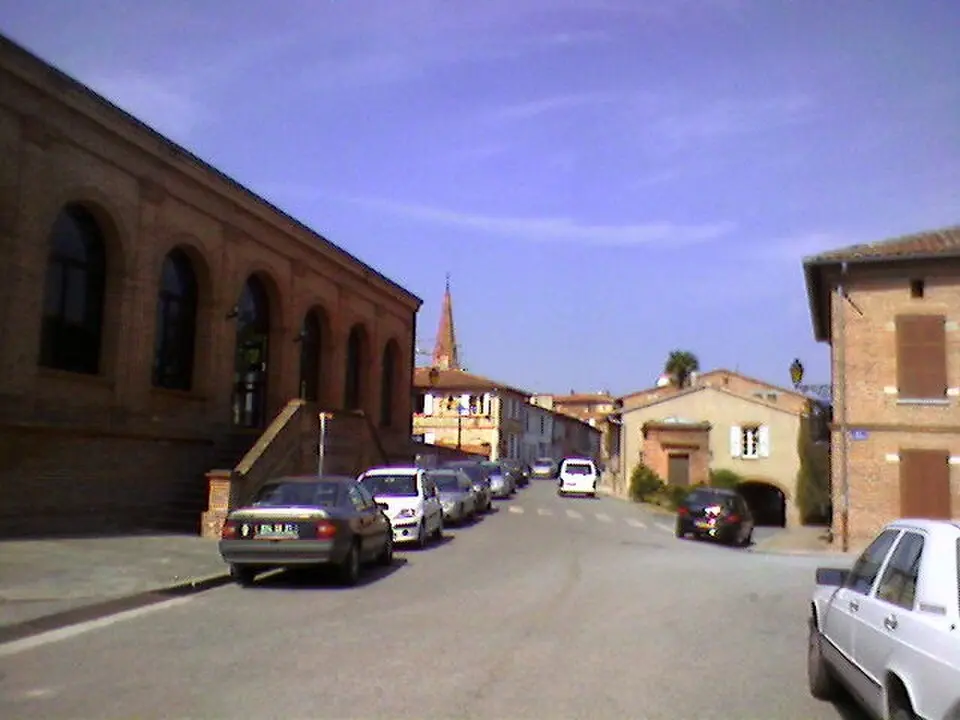 Obrázok: Fatrush · Public domain Fourquevaux