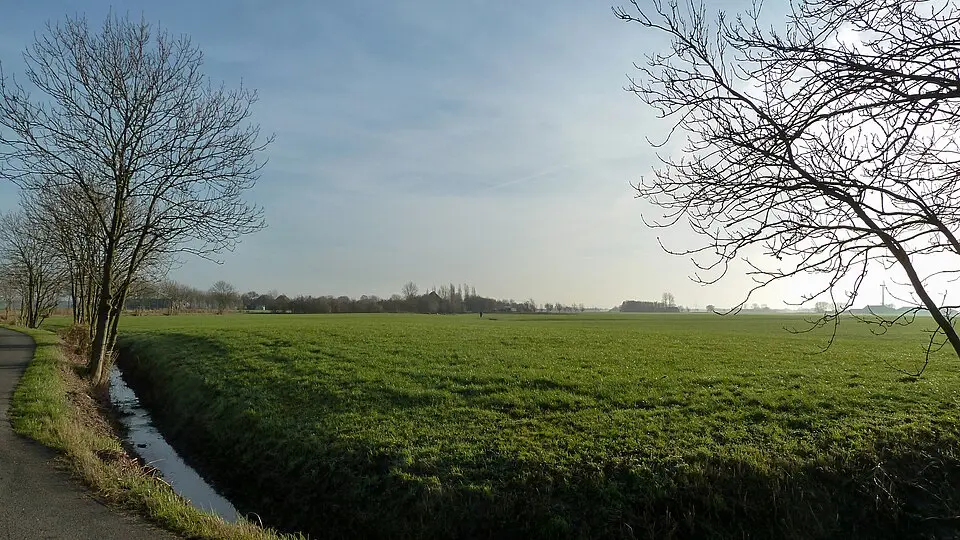 Terrein met overblijfselen van een steenhuis (De Deel of Hayemahuis)