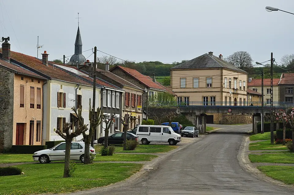 Lamouilly