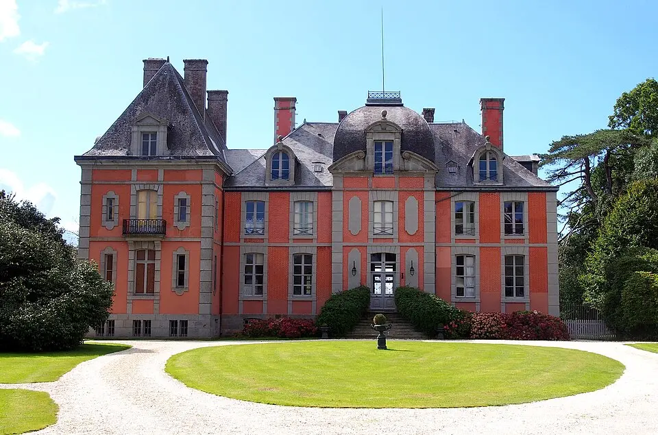 Obrázok: Ikmo-ned · CC BY-SA 4.0 château de Chantore