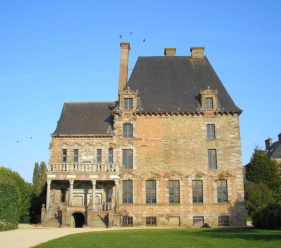 Slika: Ikmo-ned · CC BY-SA 3.0 château des Montgommery