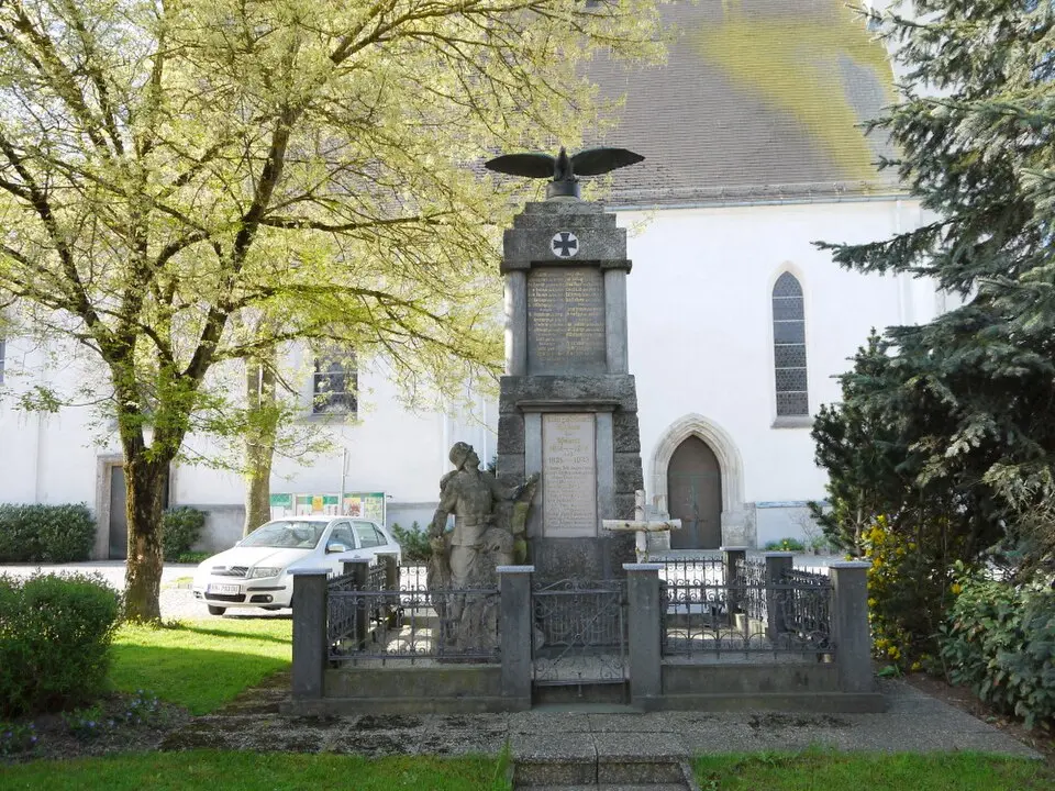 Kriegerdenkmal