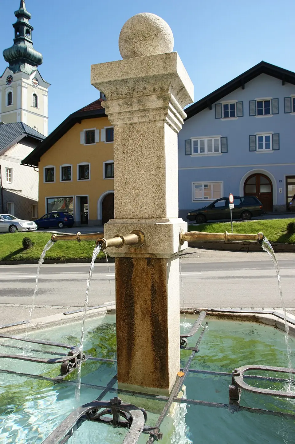 Brunnen