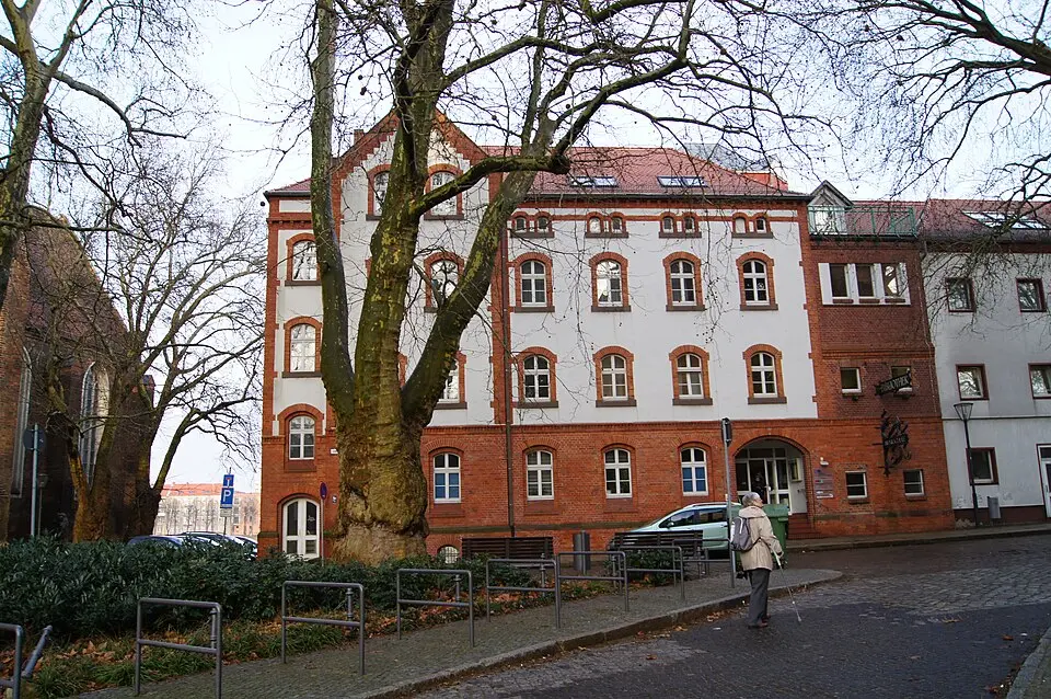 Kép: Sebastian Wallroth · CC BY 3.0 Gedenk- und Dokumentationsstätte "Opfer politischer Gewaltherrschaft"