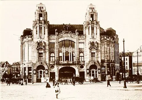 Albert-Schumann-Theater