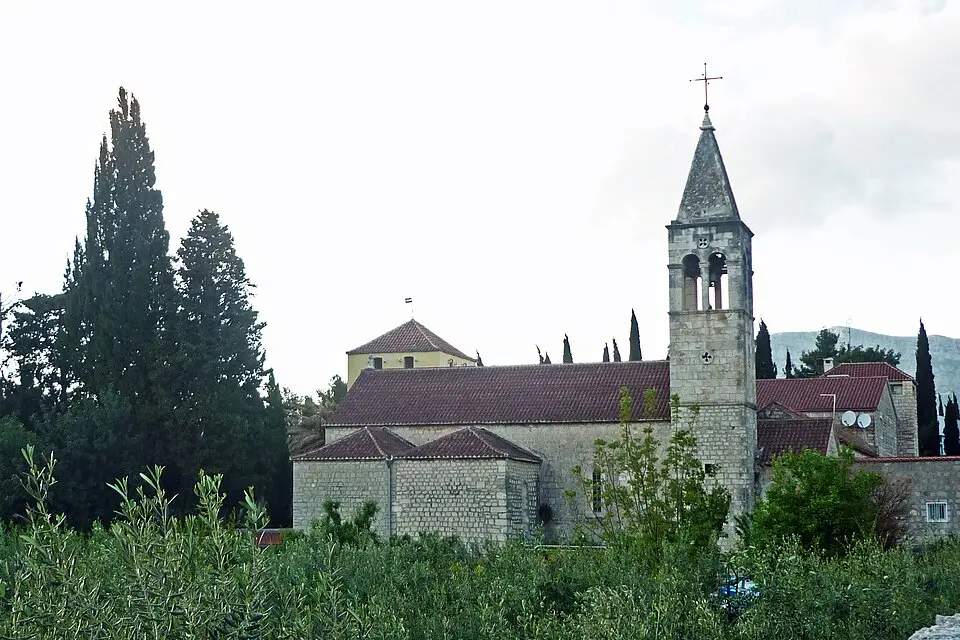 Franjevačka crkva i samostan na Poljudu