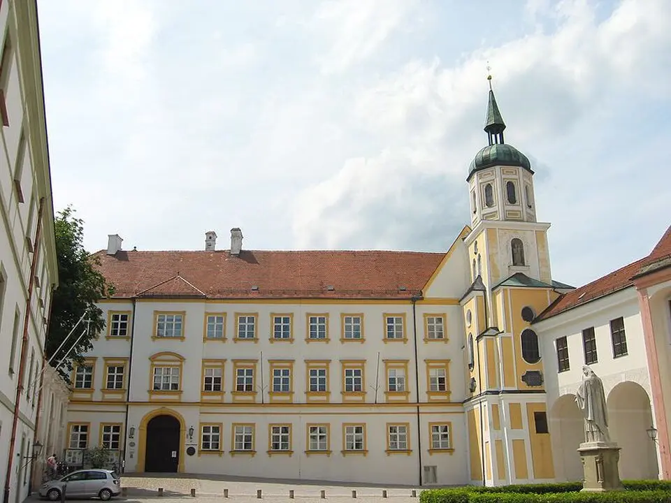 Image: Violatan (Transfered by vuxi/Original uploaded by Violatan) · CC BY-SA 3.0 Fürstbischöfliche Residenz