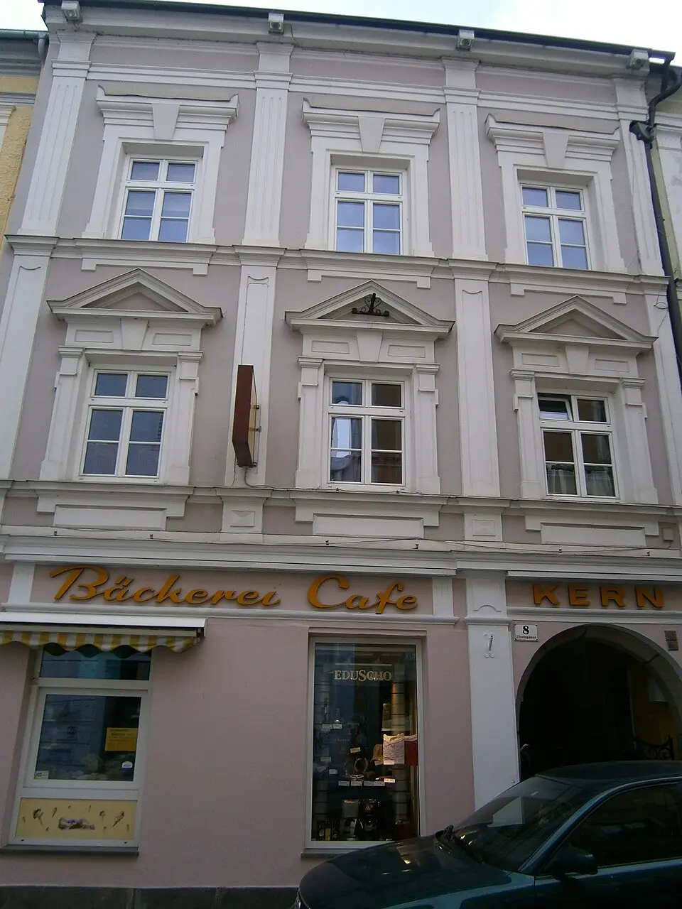 Bürgerhaus, Wohn- und Geschäftshaus