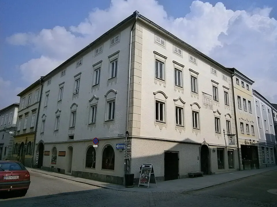 Bürgerhaus, Wohn- und Geschäftshaus