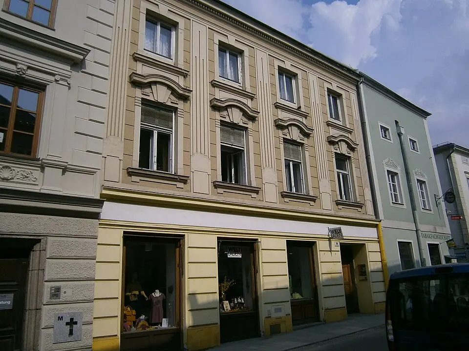 Bürgerhaus, Wohn- und Geschäftshaus
