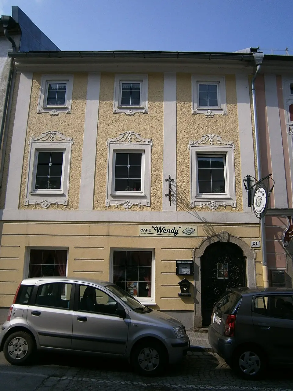 Bürgerhaus, Wohnhaus