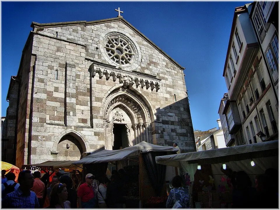 Kép: Jose Luis Cernadas Iglesias · CC BY 2.0 iglesia de Santiago