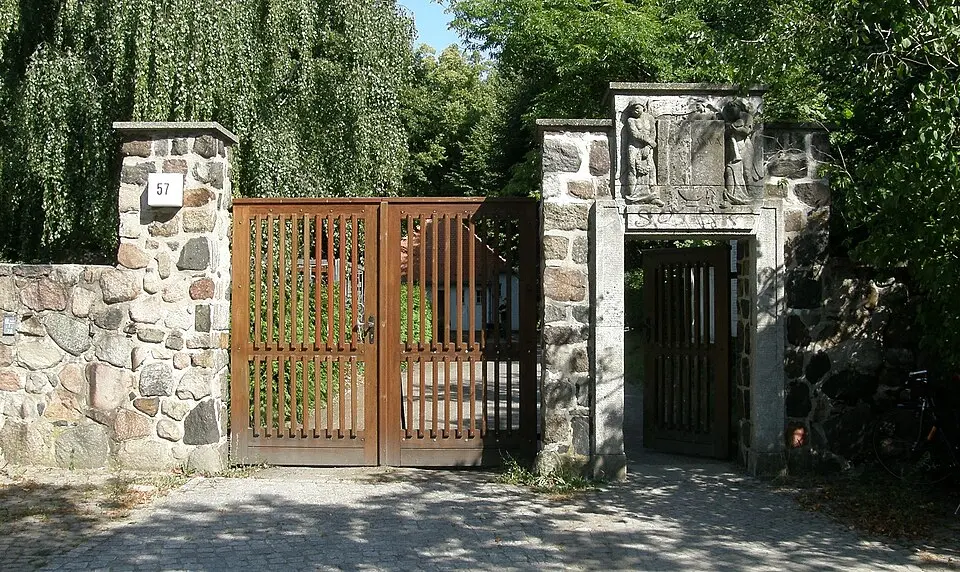 Image: Axel Mauruszat · CC BY 3.0 DE cimetière de Dahlem