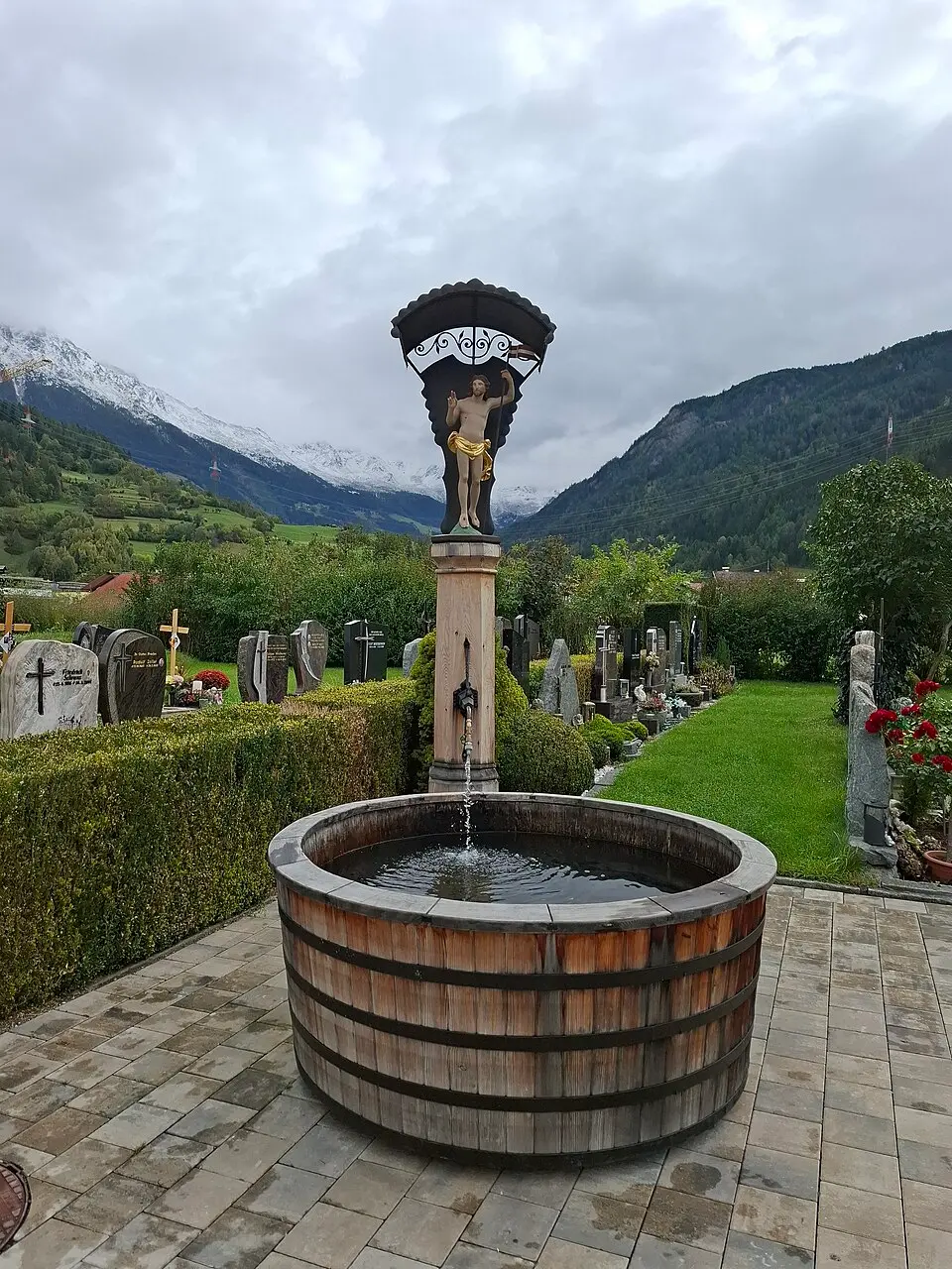 Friedhofsbrunnen