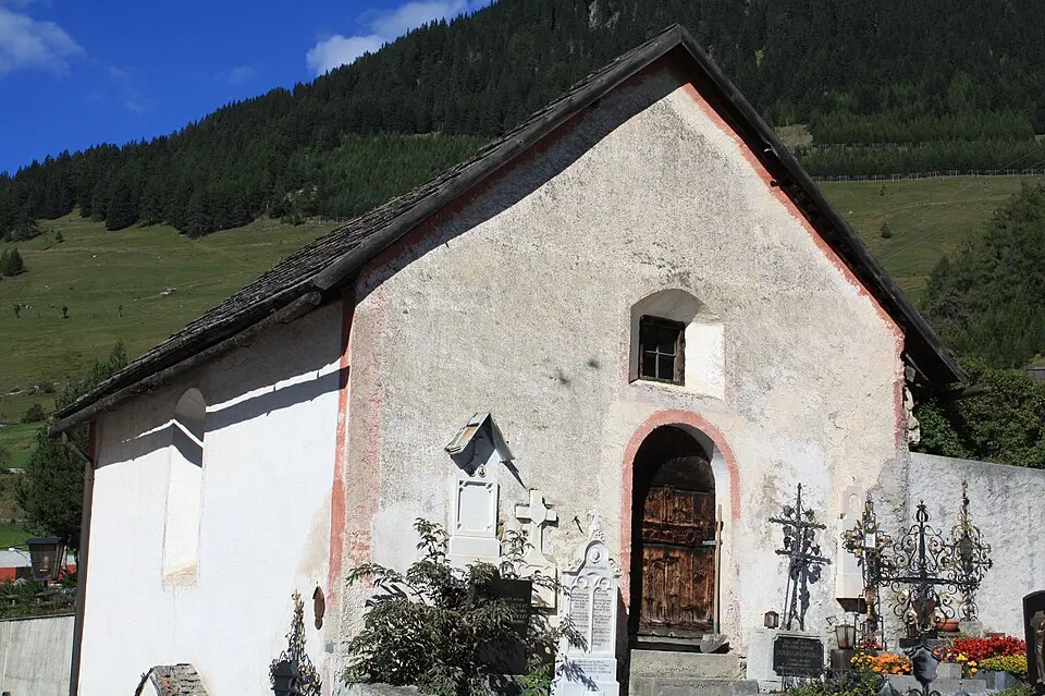 Obrázok: SteFederspiel · CC BY-SA 3.0 AT Friedhofskapelle