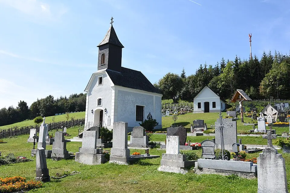 Friedhofskapelle und Friedhof