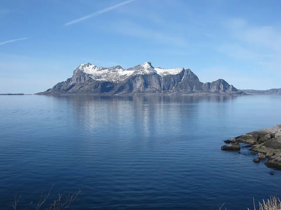 Rotvær fyr