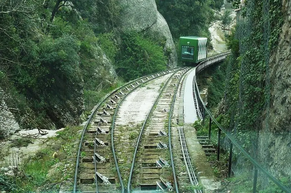 Funicular de La Santa Cova