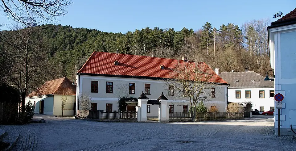 Obrázok: C.Stadler/Bwag · CC BY-SA 3.0 AT Pfarrhof