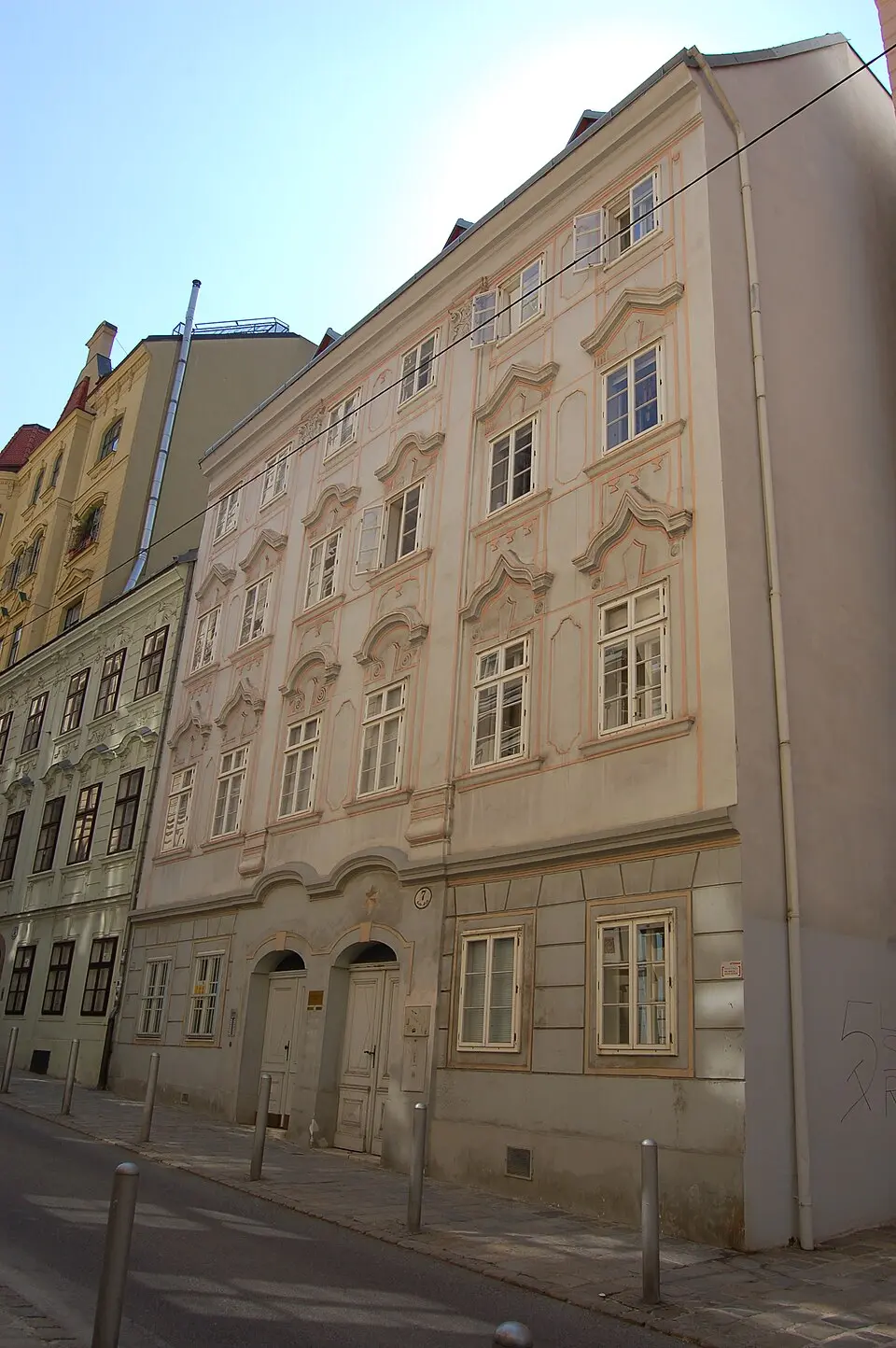 Miethaus, Zum blauen Stern