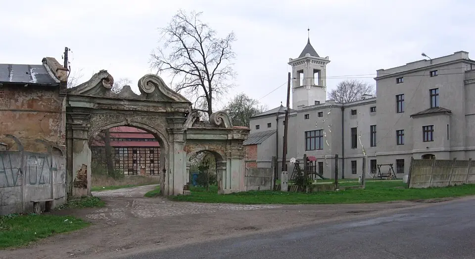 Pałac w Galowicach