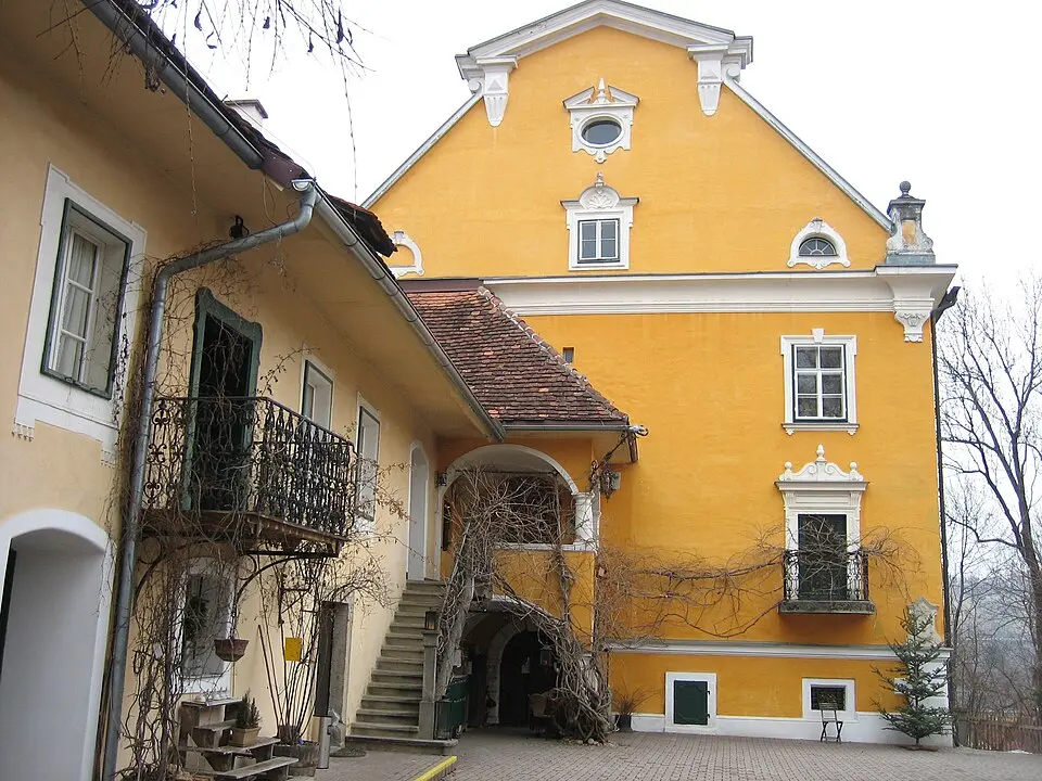 Slika: E.mil.mil (talk) · CC BY-SA 3.0 AT Schloss Gamlitz