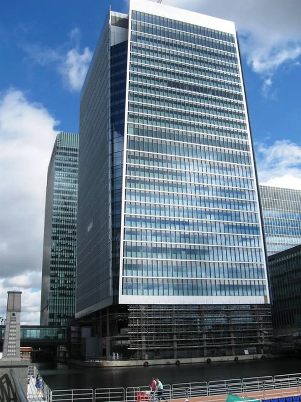 25 Churchill Place