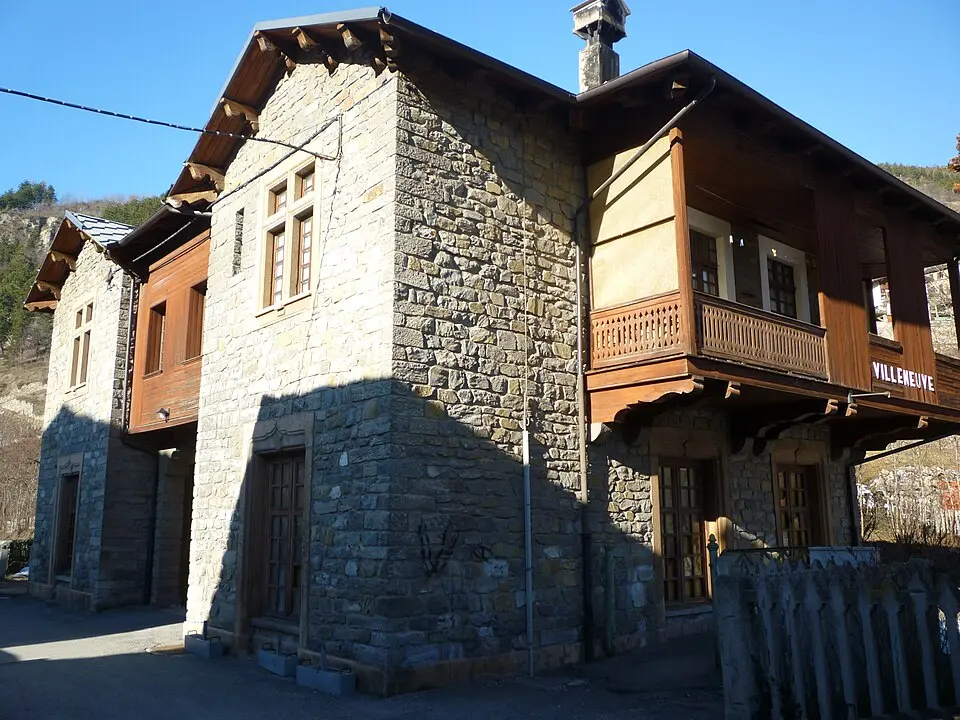 stazione di Villeneuve