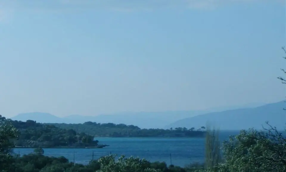 Garip Adası