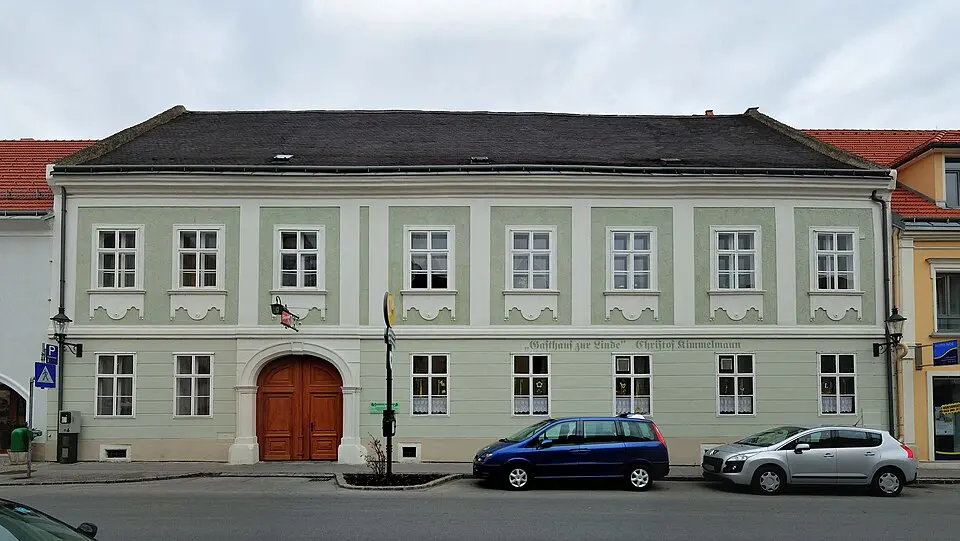 Obrázok: Robert Heilinger · CC BY-SA 3.0 Bürgerhaus, Gasthof Zur Linde
