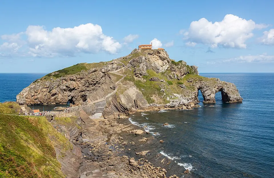 Image: Diego Delso · CC BY-SA 4.0 Gaztelugatxe