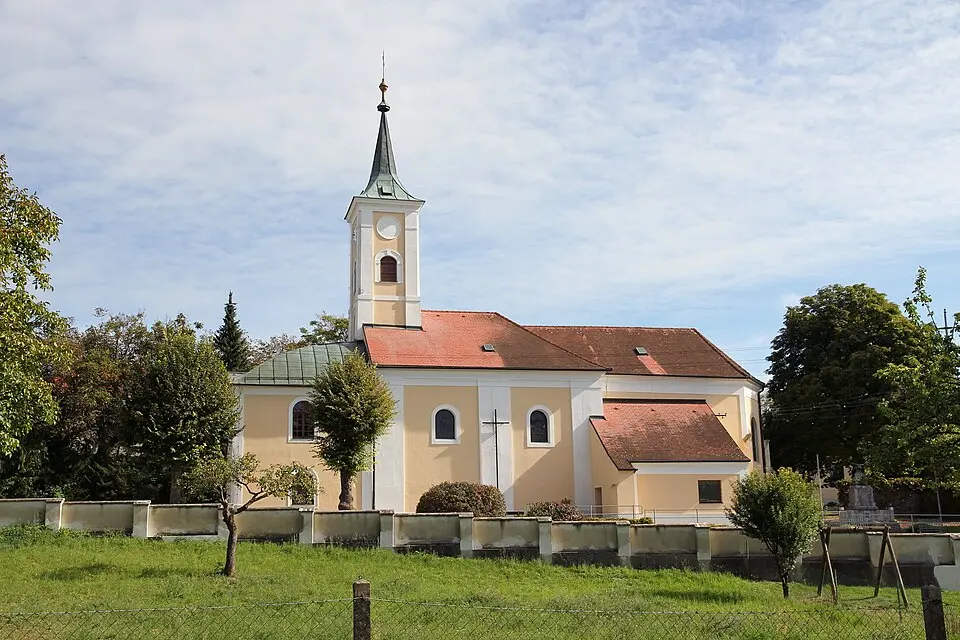 Image: C.Stadler/Bwag · CC BY-SA 3.0 AT Pfarrkirche Gösing am Wagram