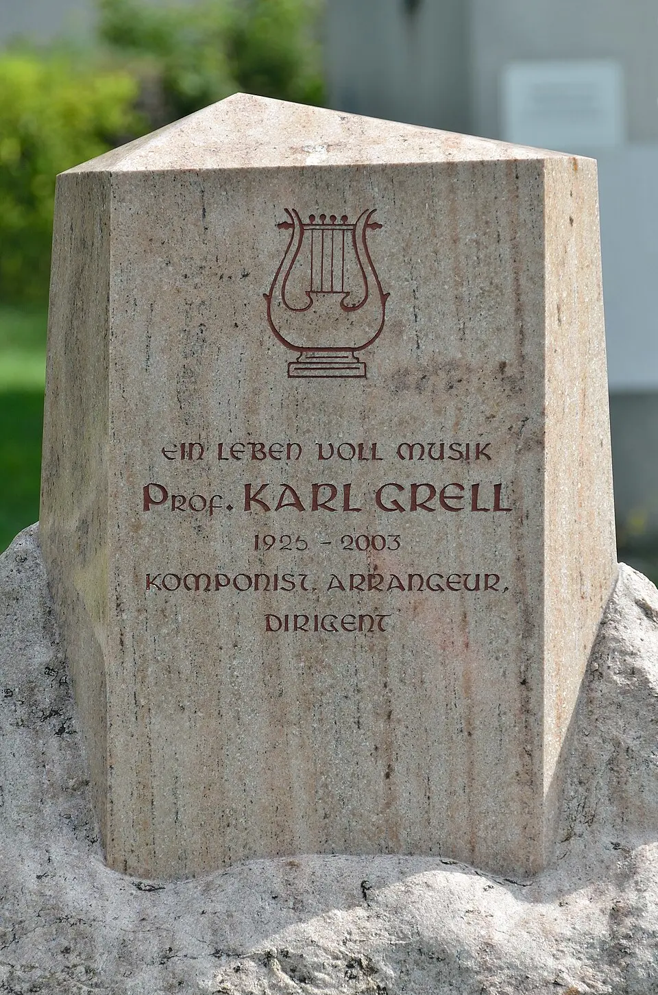 Karl-Grell-Gedenkstein
