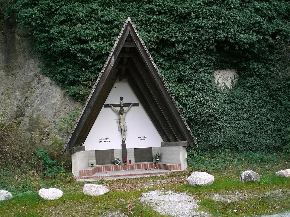 Image: Rudifried · CC BY-SA 3.0 AT Landhauskapelle/ Leonhardskapelle