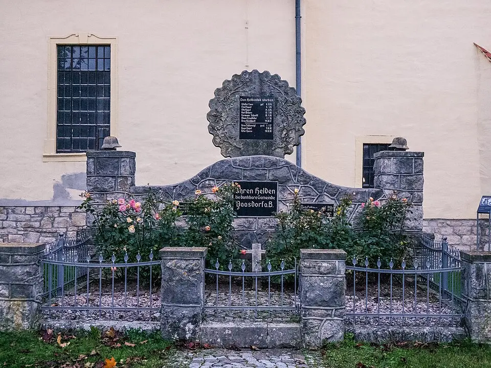 Gefallenendenkmal in Daasdorf am Berge