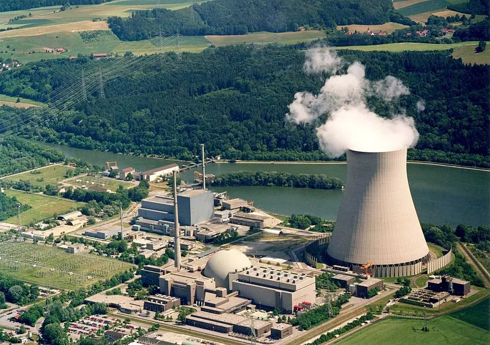 Image: E.ON Kernkraft GmbH · CC BY-SA 3.0 Isar Nuclear Power Plant