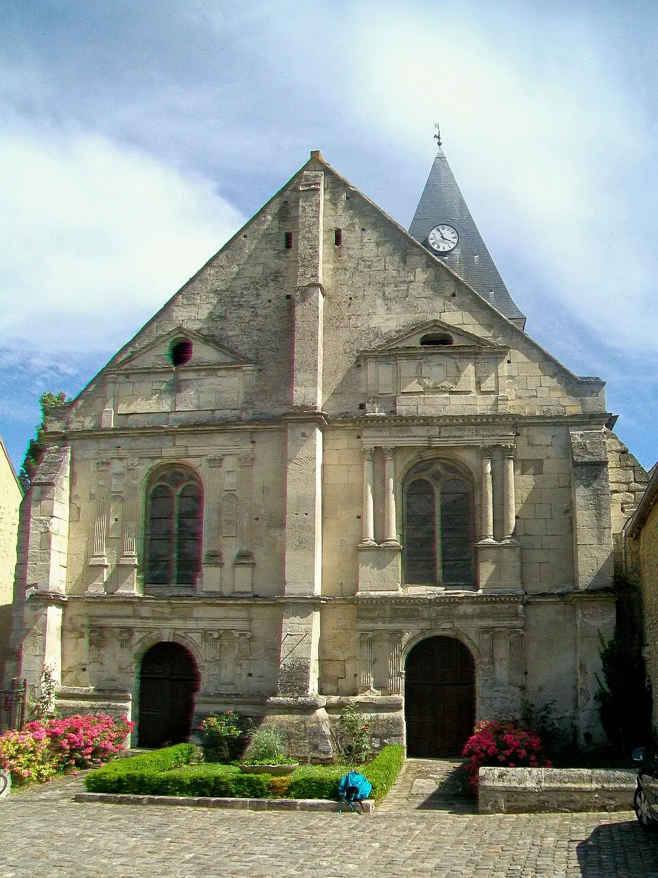 église Saint-Pierre de Genainville