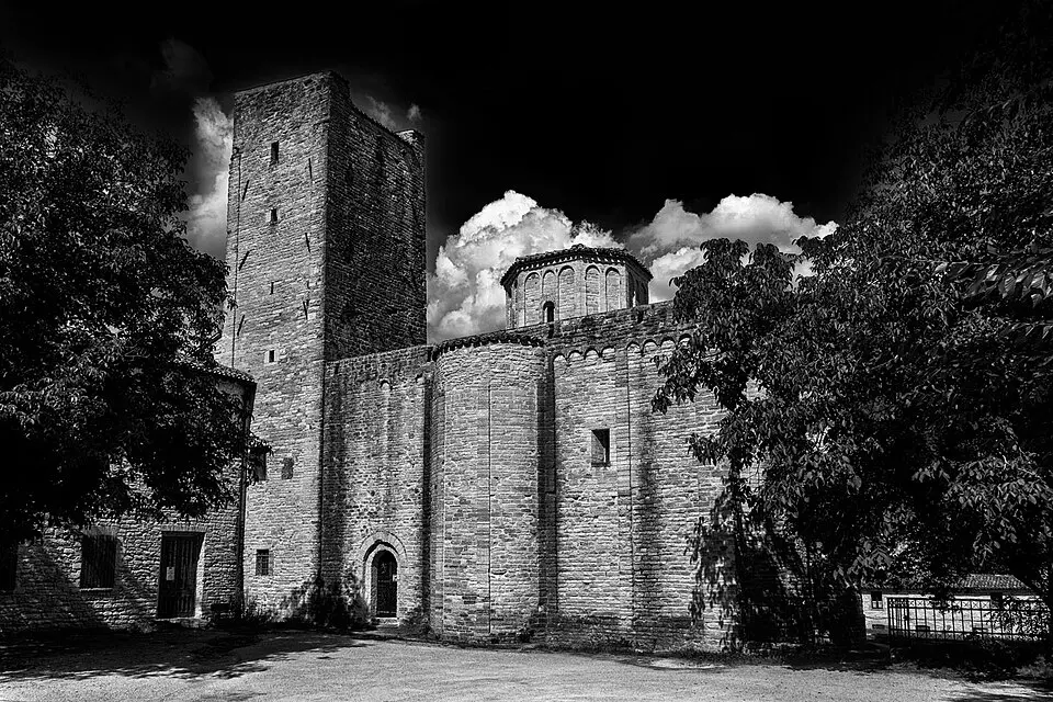 Mura di San Vittore alle Chiuse