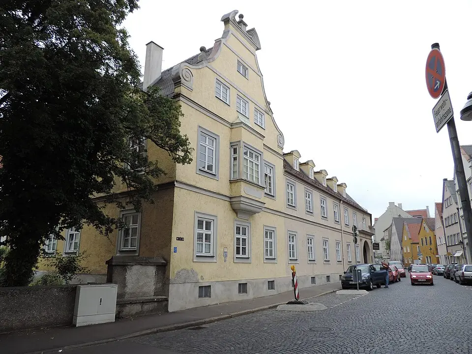Ehemaliges Stiftsgebäude St. Georg