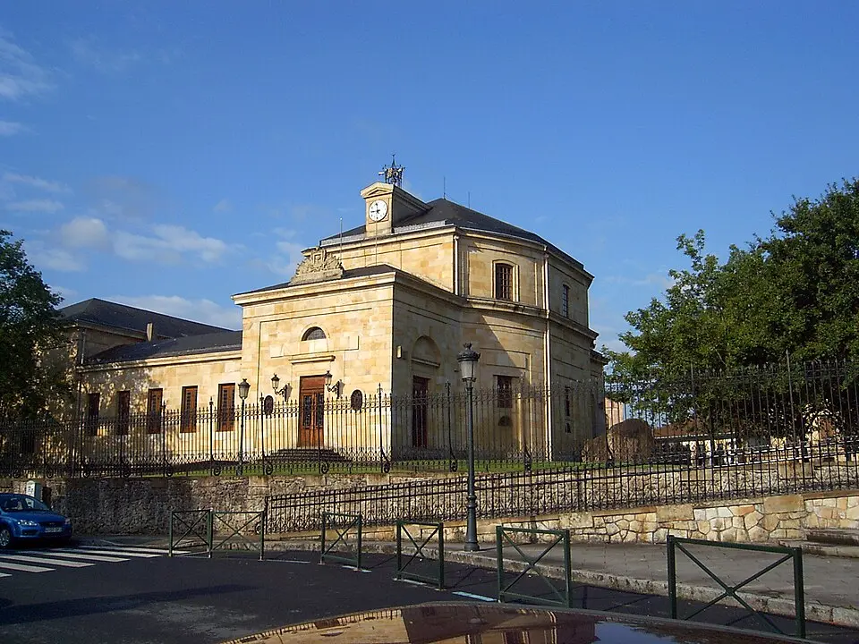 Casa De Juntas De Gernika