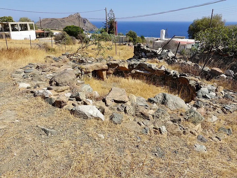 Θολωτοί Τάφοι στο Γερόκαμπο