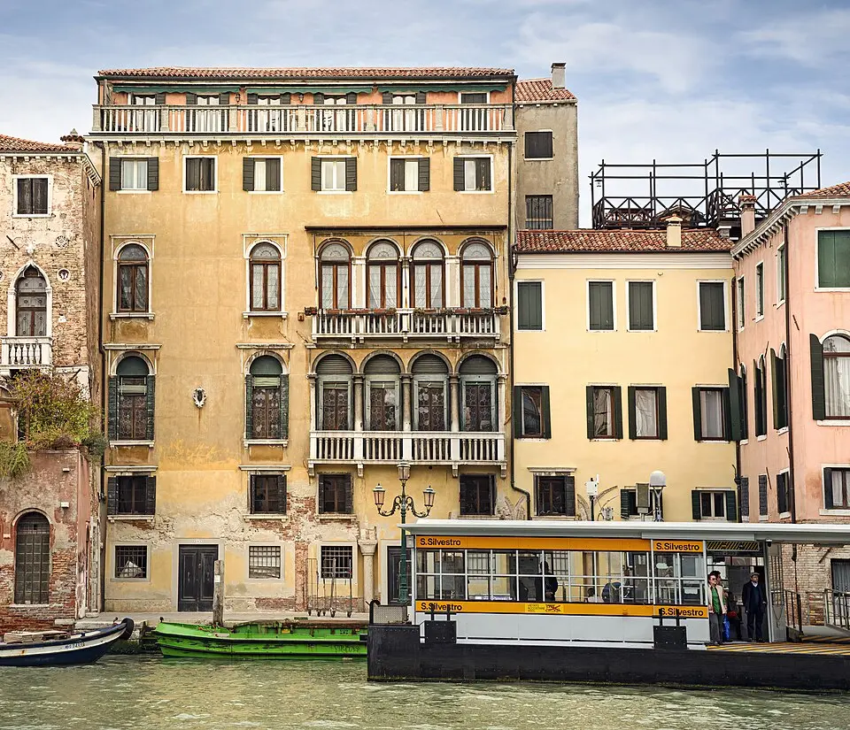 Palazzo Avogadro